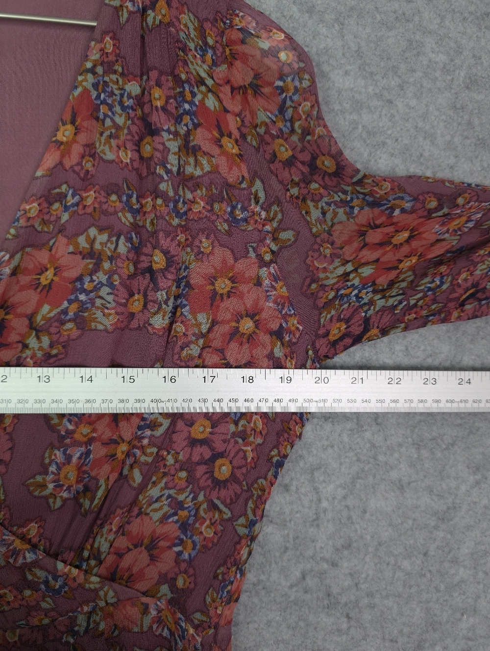 Sézane Noemia Floral Wrap Dress - Mauve with Coral Flower Print - Picture 9 of 11